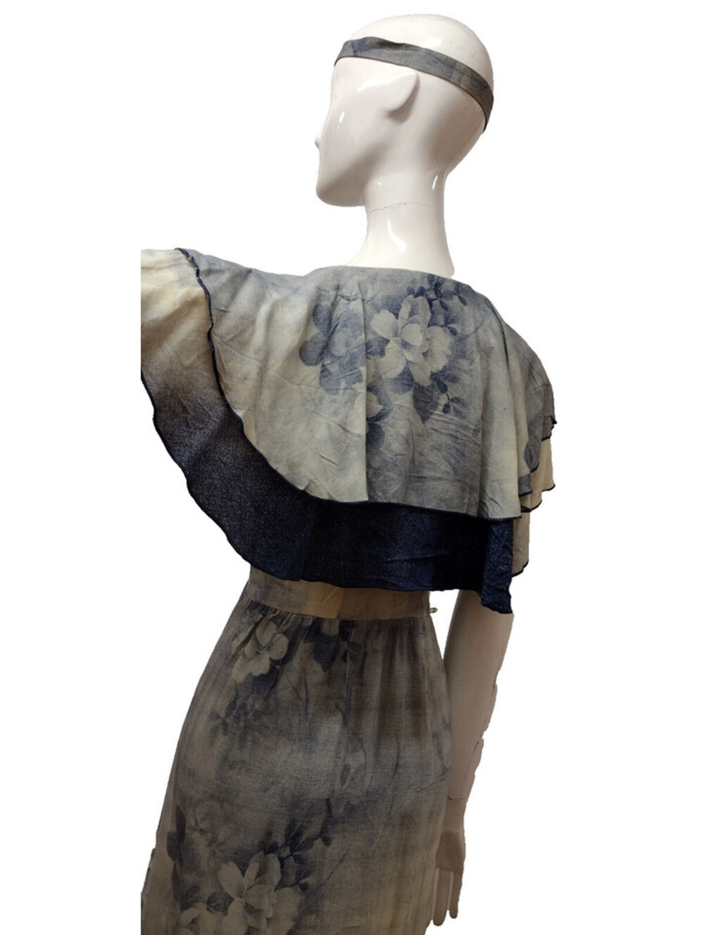 1970s Maxi Prairie Dress XS Bohemian Hippie photographic floral rayon HANG TEN